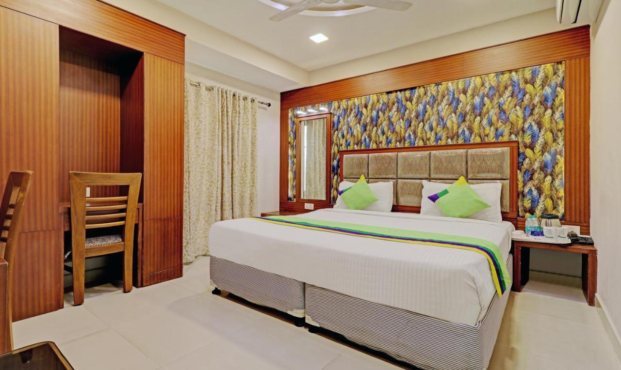 Pine Tree Boutique Hotel Chennai Zewnętrze zdjęcie