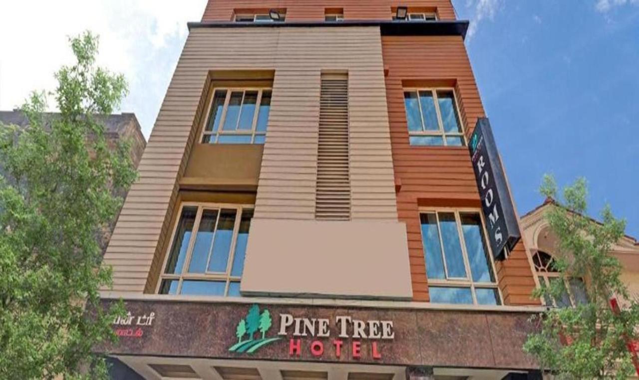 Pine Tree Boutique Hotel Chennai Zewnętrze zdjęcie