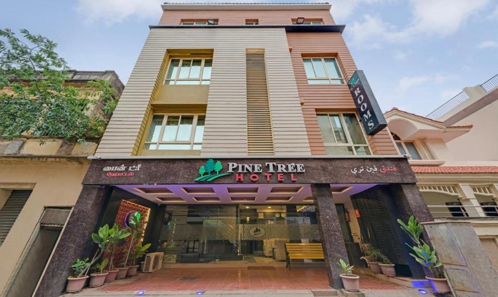 Pine Tree Boutique Hotel Chennai Zewnętrze zdjęcie