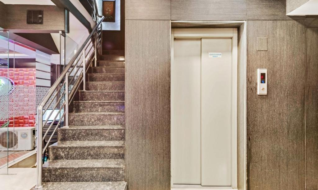 Pine Tree Boutique Hotel Chennai Zewnętrze zdjęcie