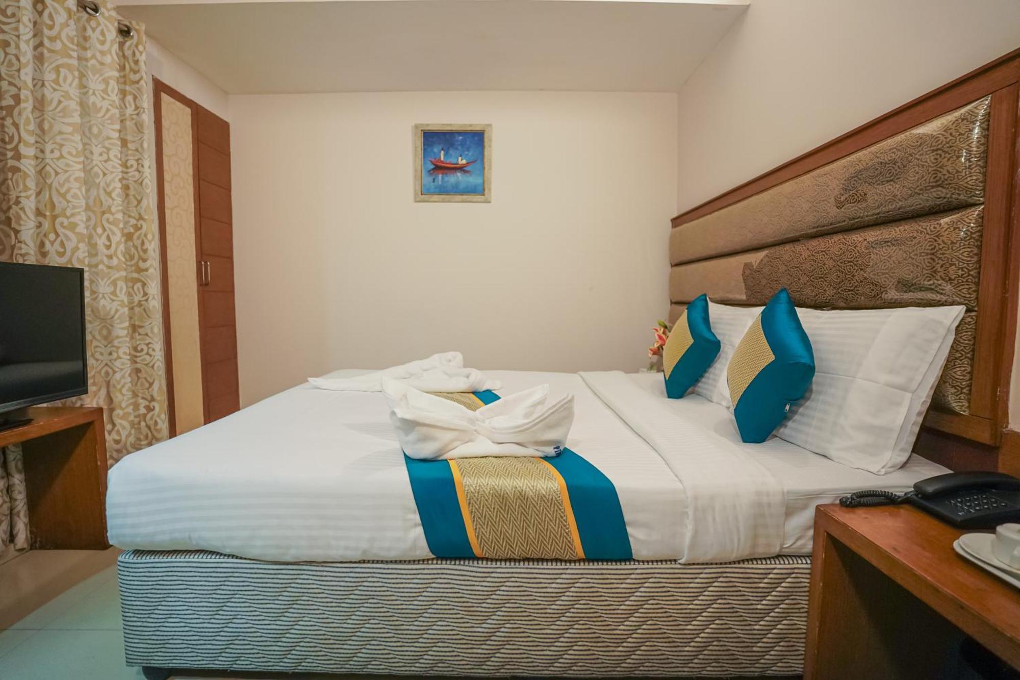 Pine Tree Boutique Hotel Chennai Zewnętrze zdjęcie