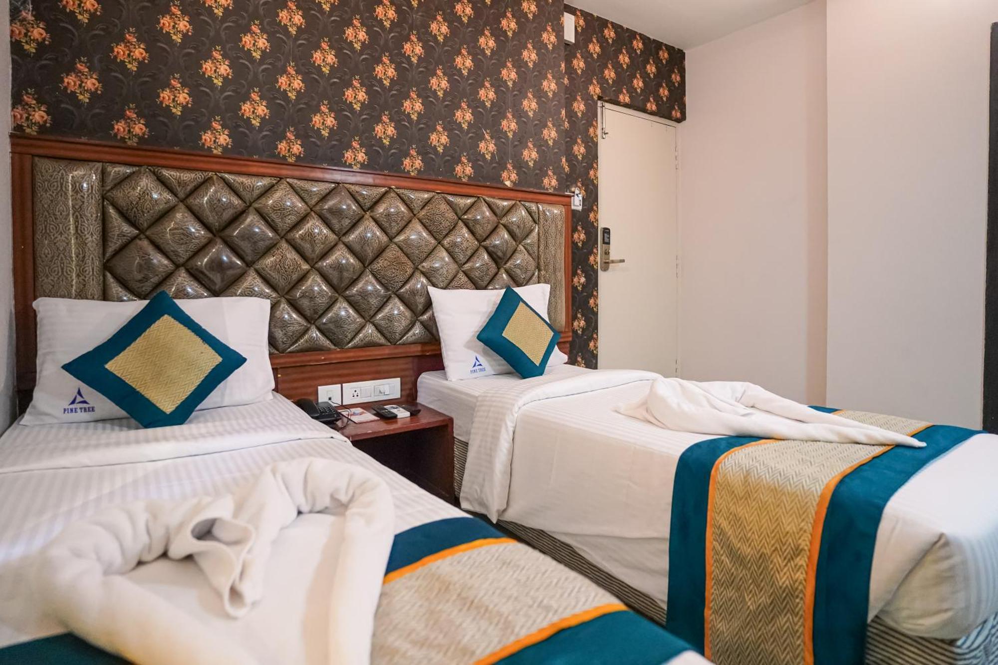 Pine Tree Boutique Hotel Chennai Zewnętrze zdjęcie