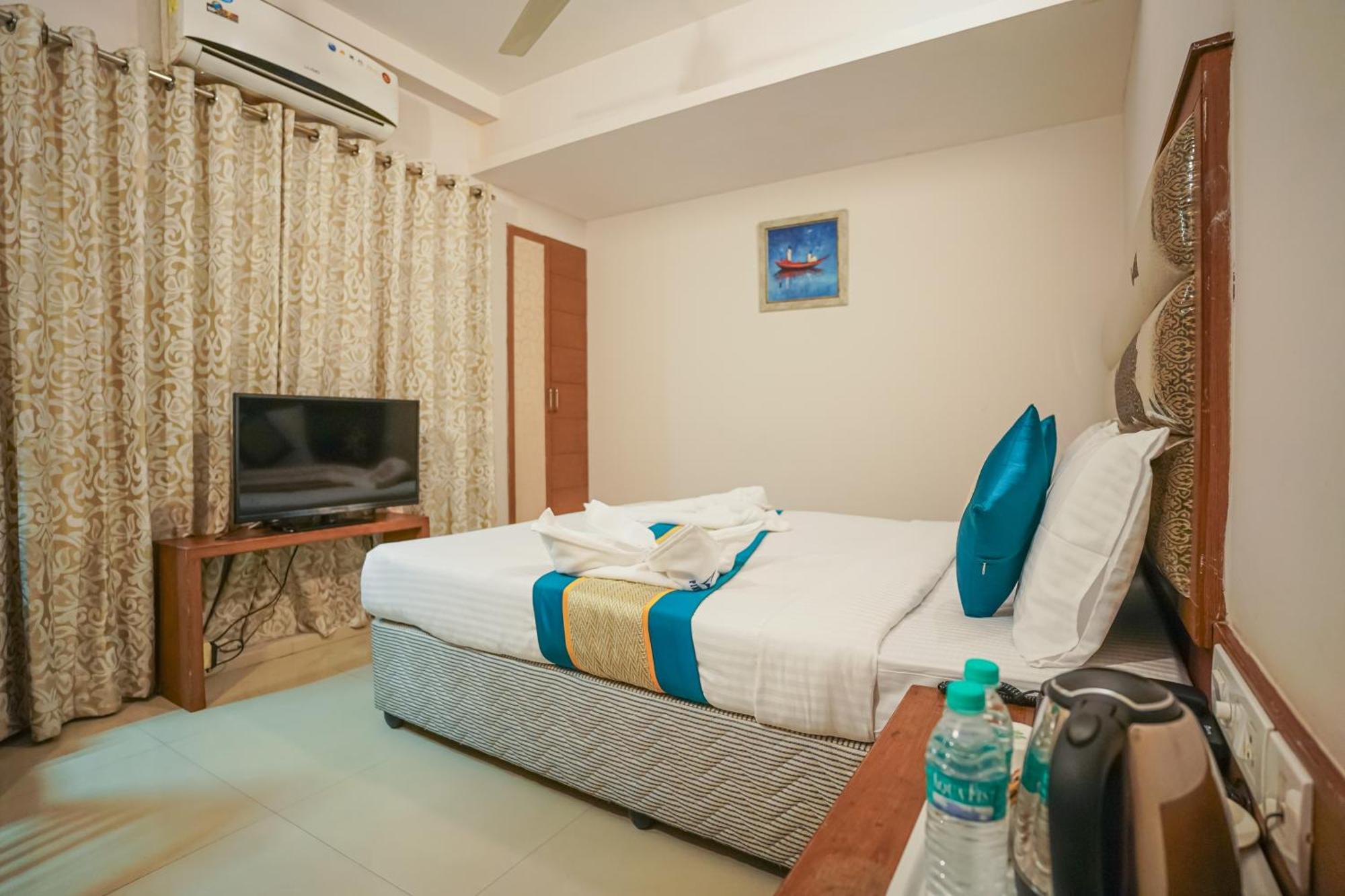 Pine Tree Boutique Hotel Chennai Zewnętrze zdjęcie