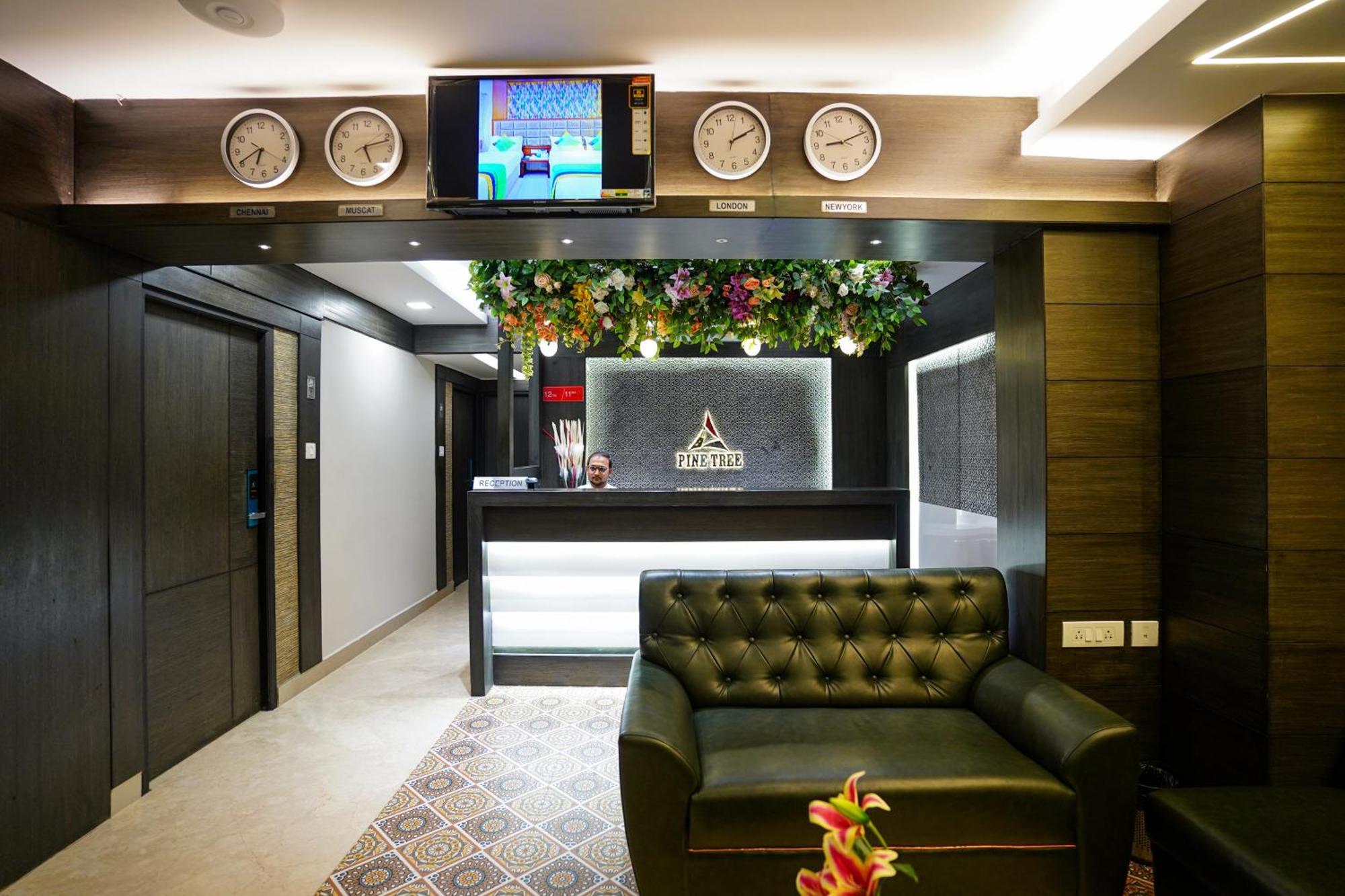 Pine Tree Boutique Hotel Chennai Zewnętrze zdjęcie
