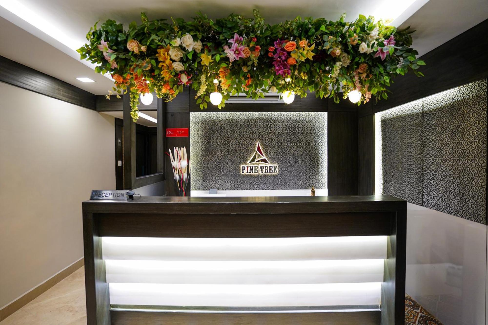 Pine Tree Boutique Hotel Chennai Zewnętrze zdjęcie